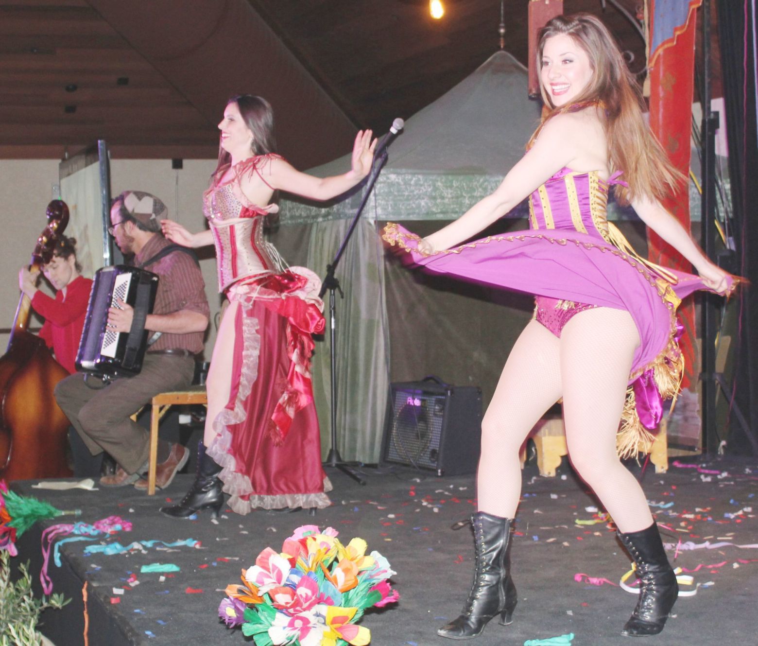 Dancing girls on the stage